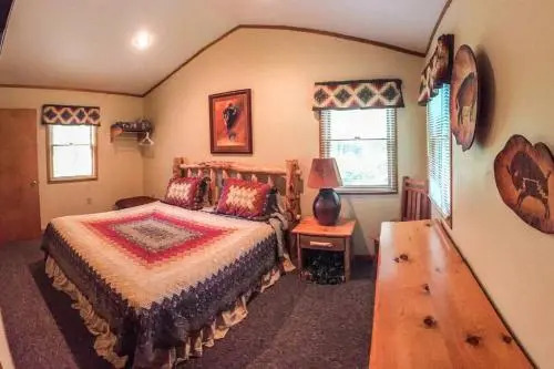 White Pines Inn