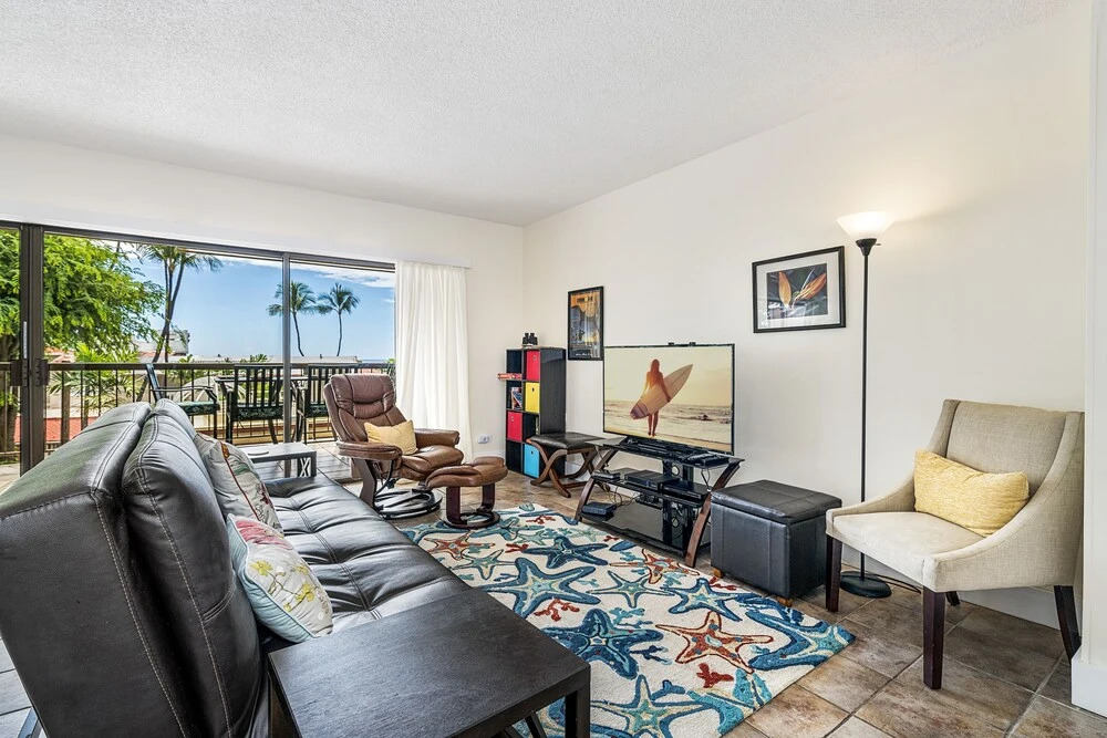 Kona Plaza 201 2 Bedroom Condo