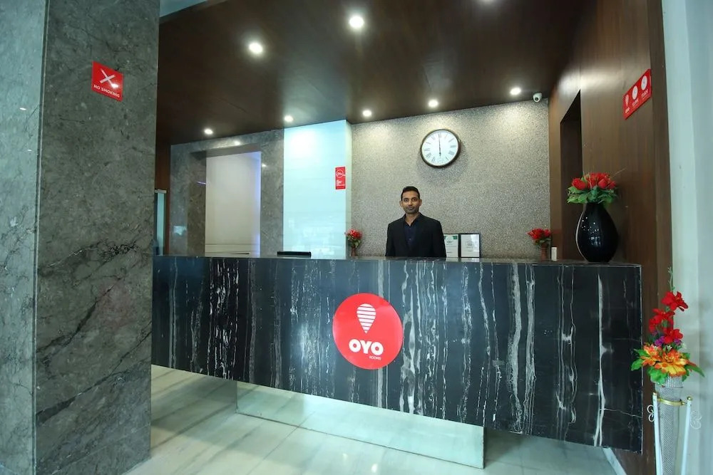 OYO Flagship 312 Near Ashram Road
