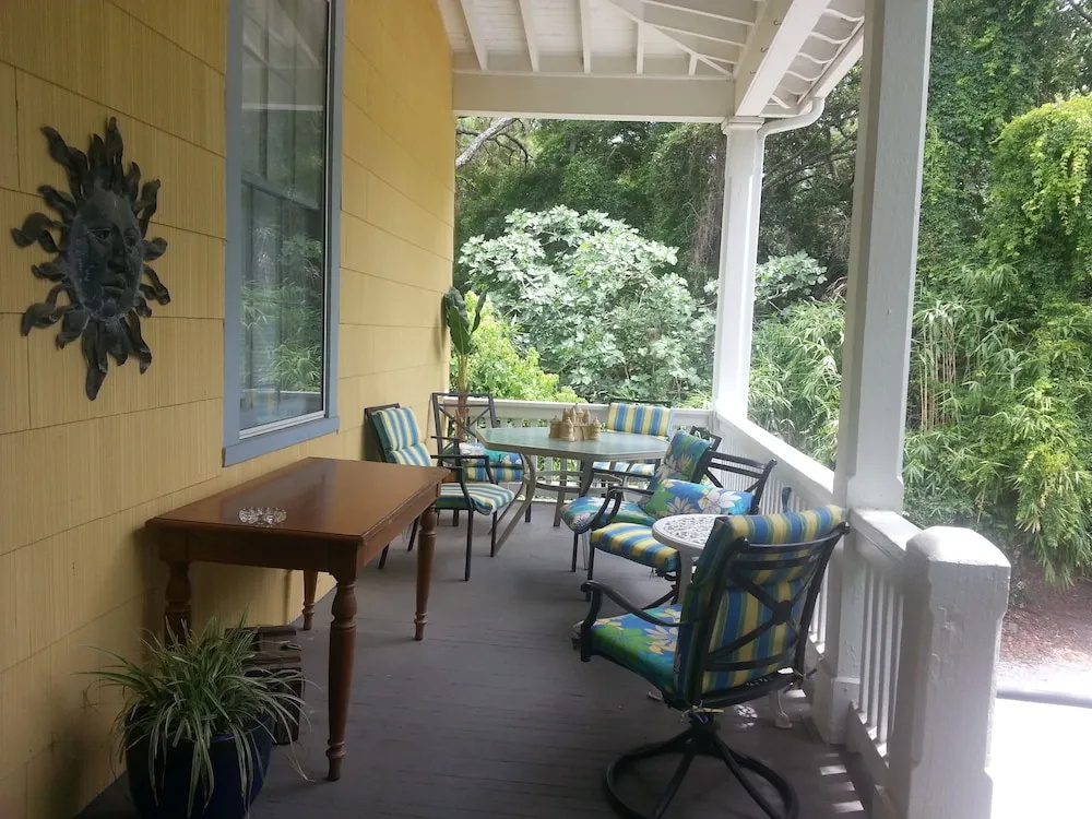 Tybee Island Inn Bed & Breakfast