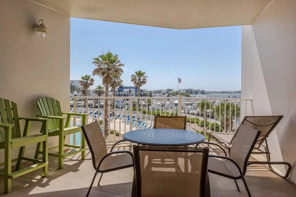 The Moorings Unit 212