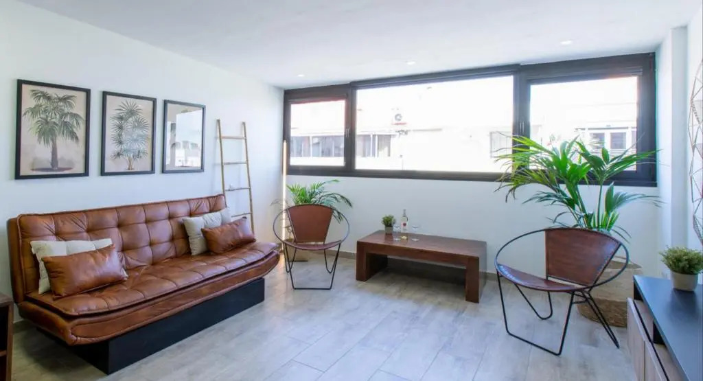 Attic Deluxe - 5beds + A/C + WiFi