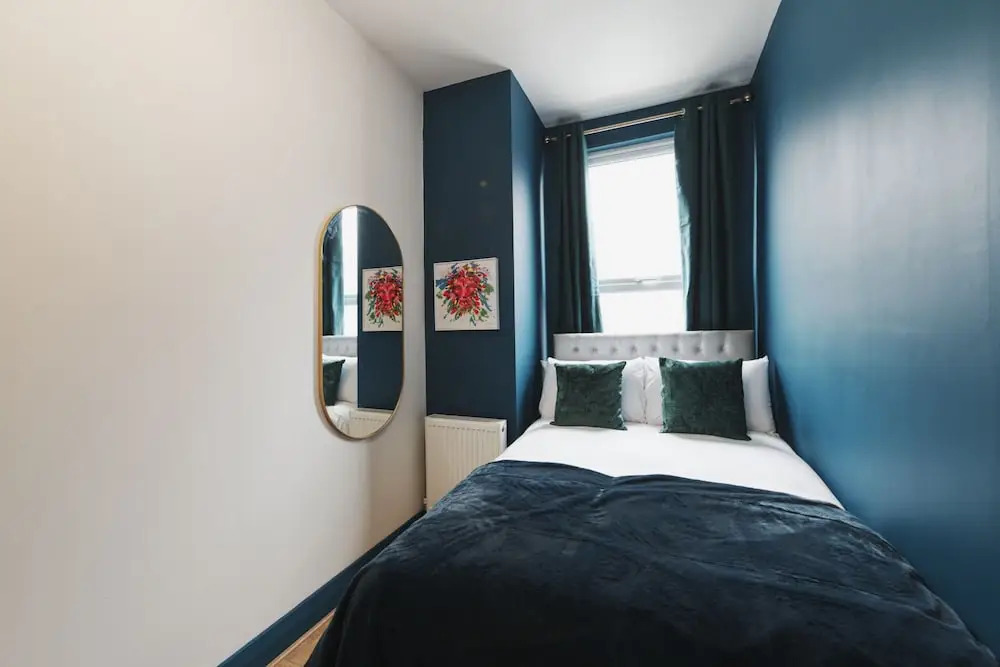 Captivating 2-bed Apartment in Liverpool