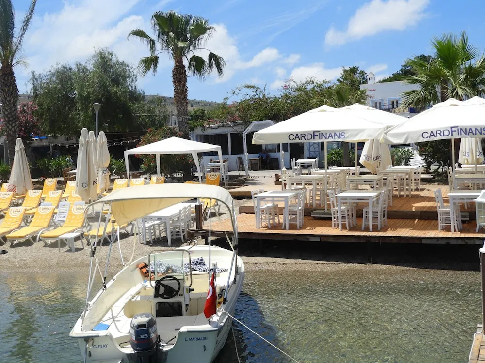 Yakamoz Beach Boutique Hotel