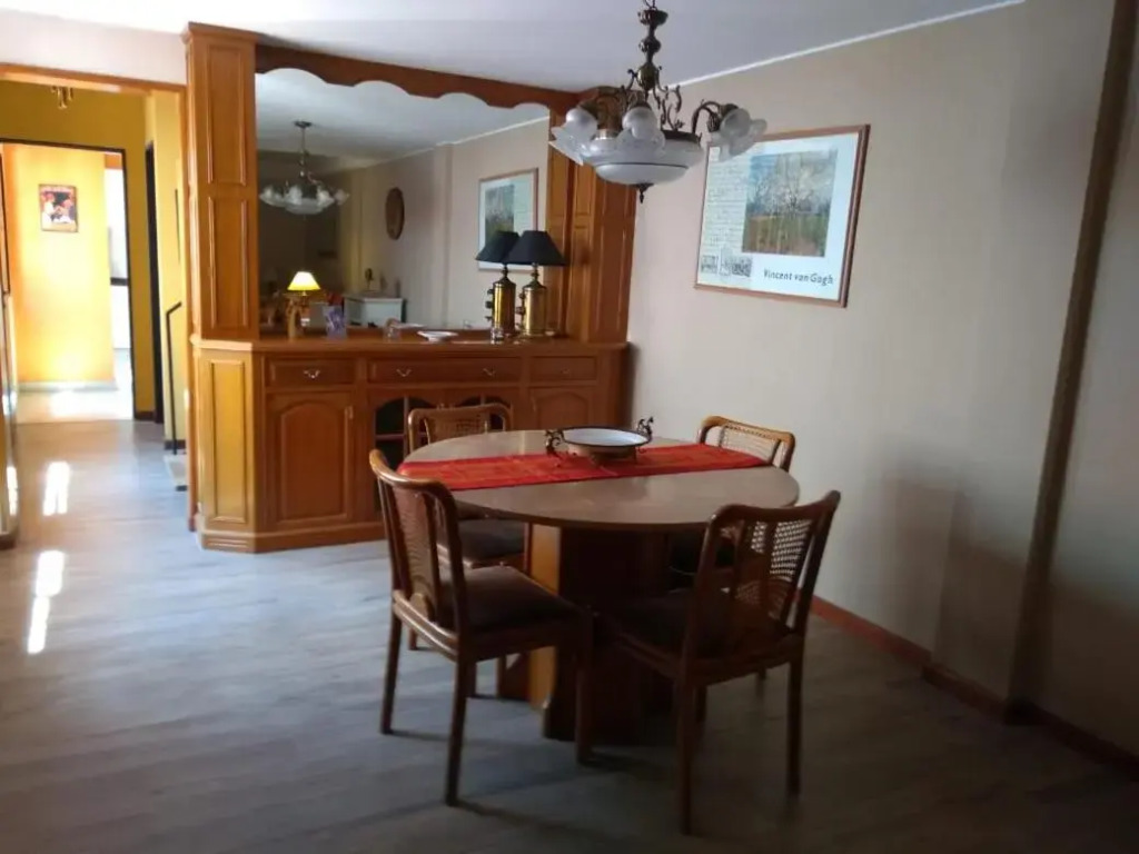 Hermosa Casa Cerca de Todo