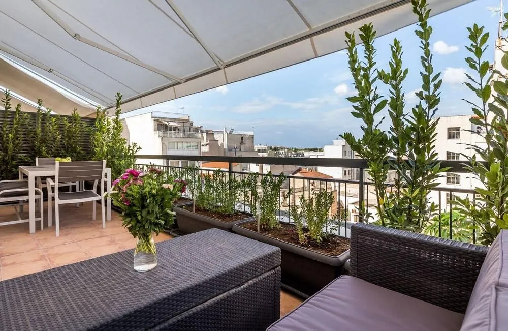 Syntagma modern new flat - large balcony