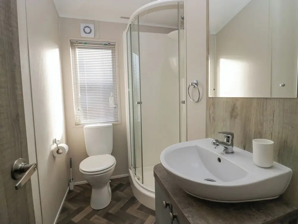 The Three Bears Lodge, Coniston Drive 11