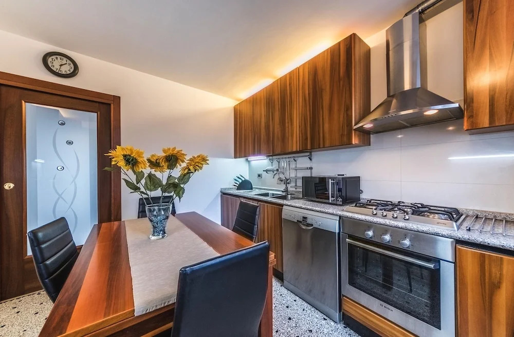 Ca Delfina Holiday Home