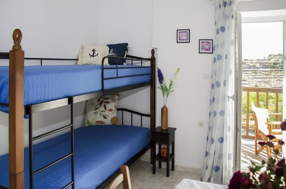 Palaios Rooms