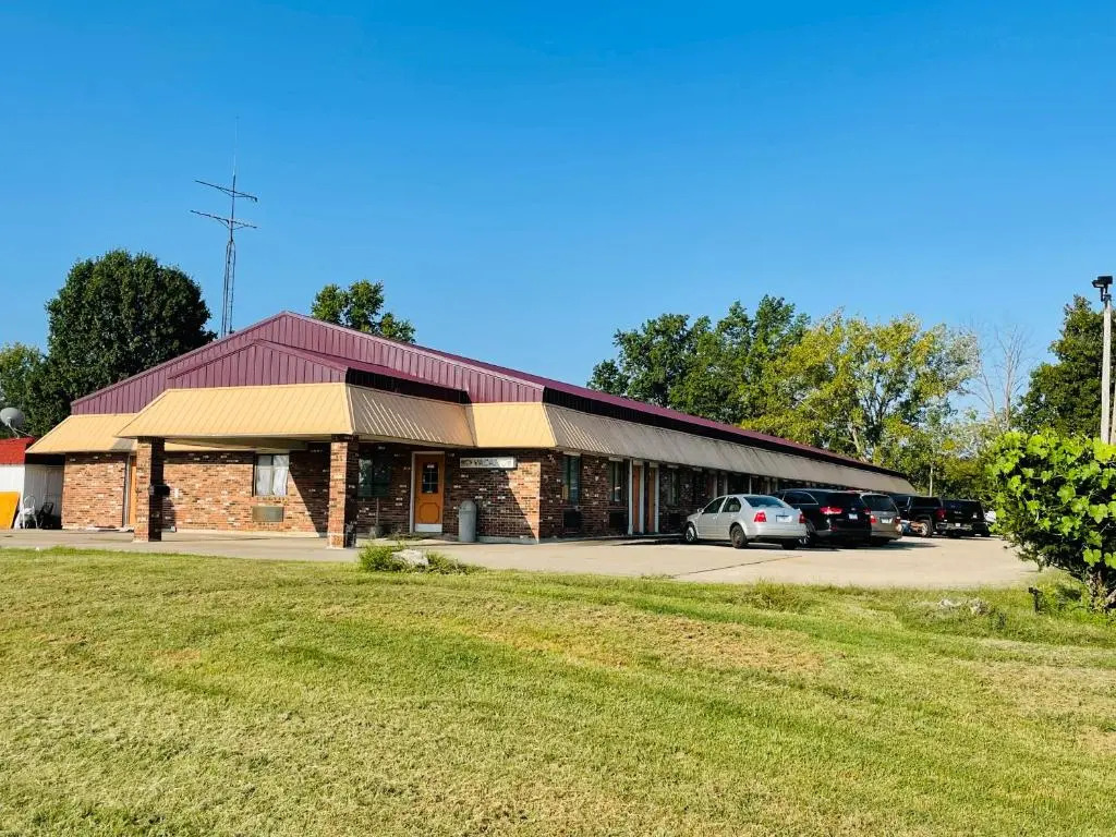 Budget Host Inn