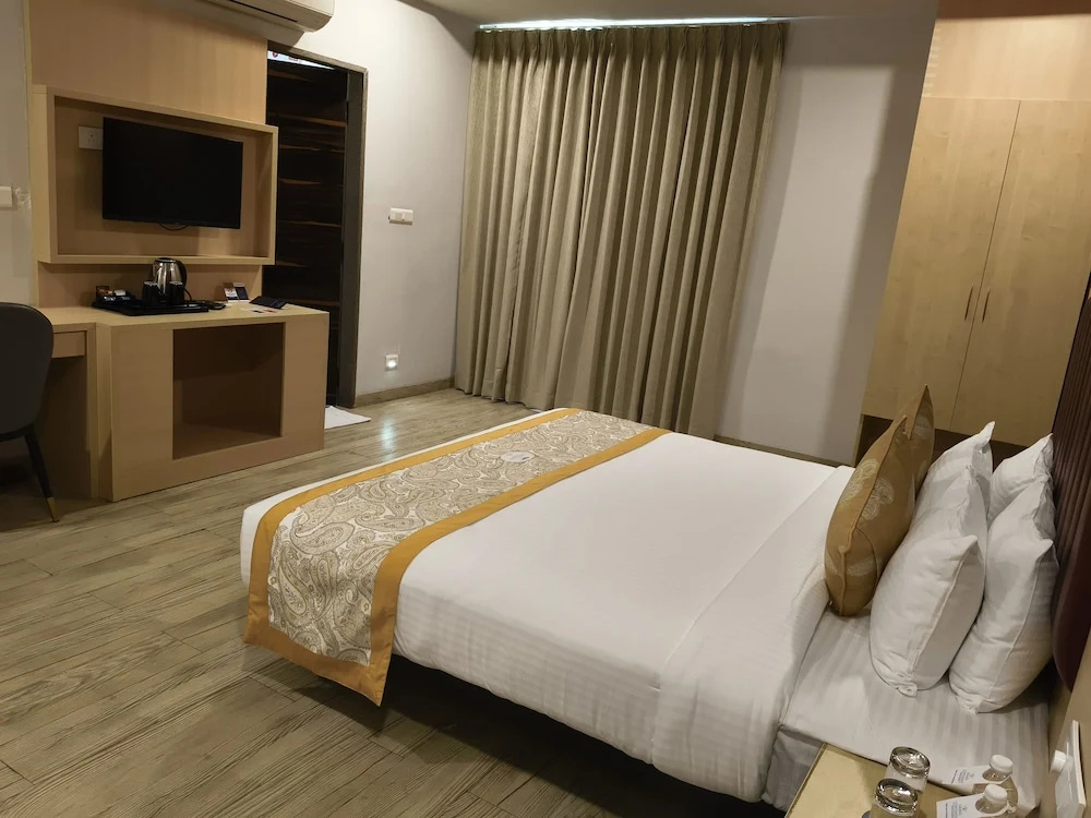 Grand Continent Hotel, Hitec City, Hyderabad