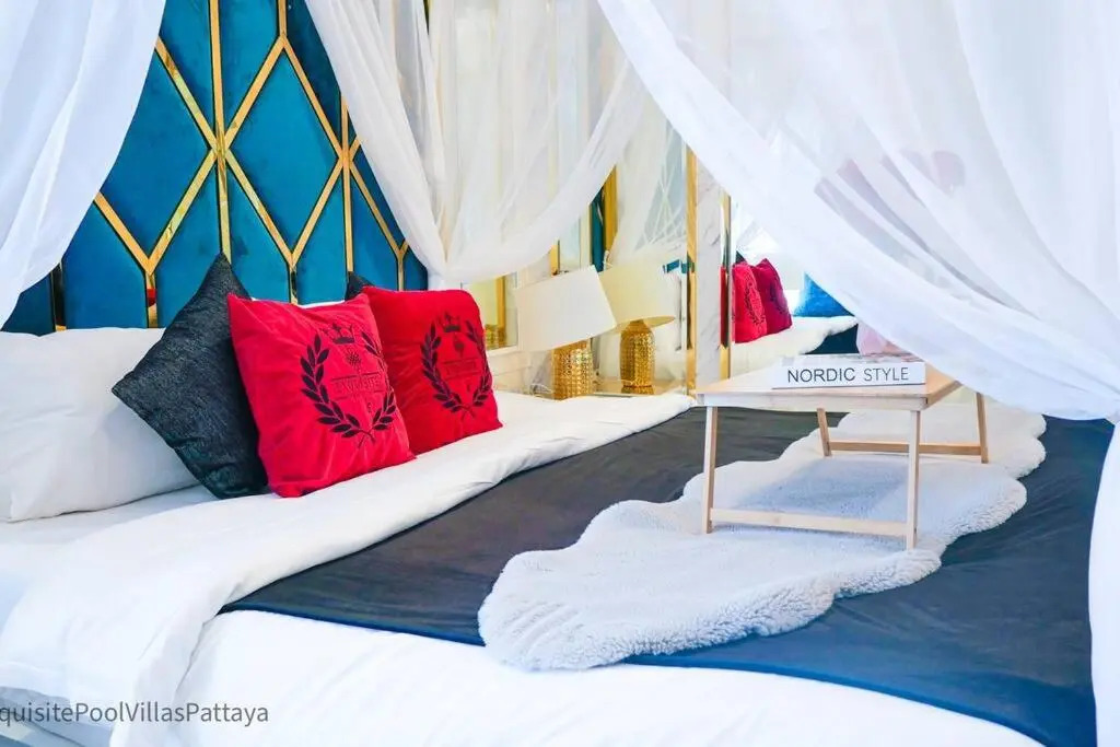 Exquisite Pool Villa K - Pattaya 6BD Pool Villa