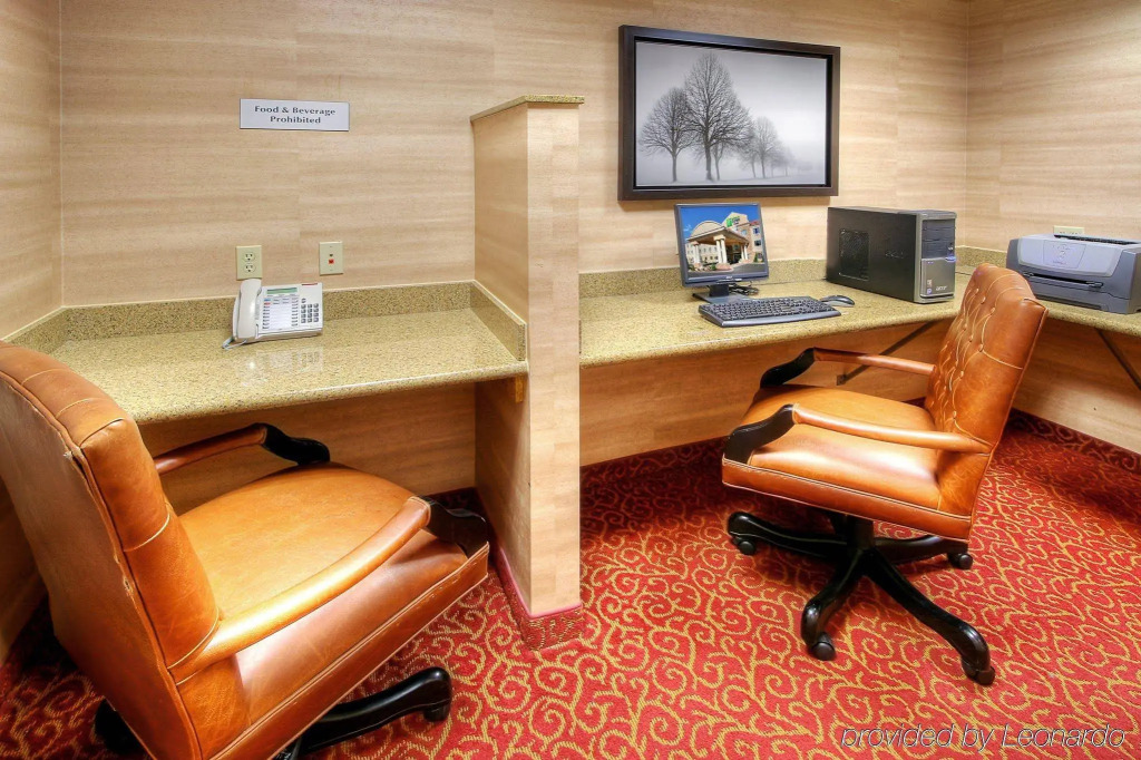 Holiday Inn Express & Suites Tucumcari by IHG