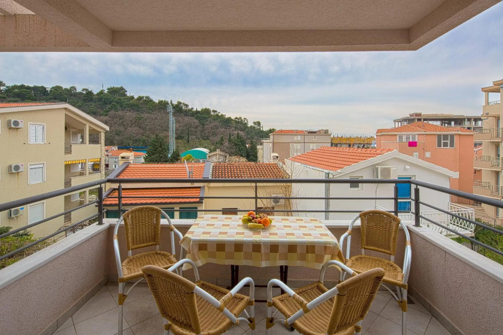 Petrovac Holiday Apartments