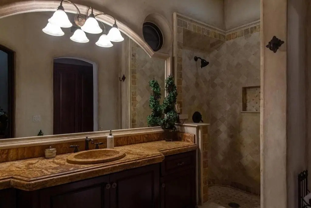 Stunning 6BD Pedregal Villa Maria