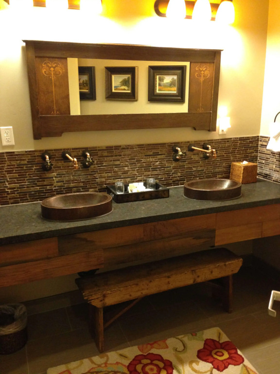 Apple Farm Inn