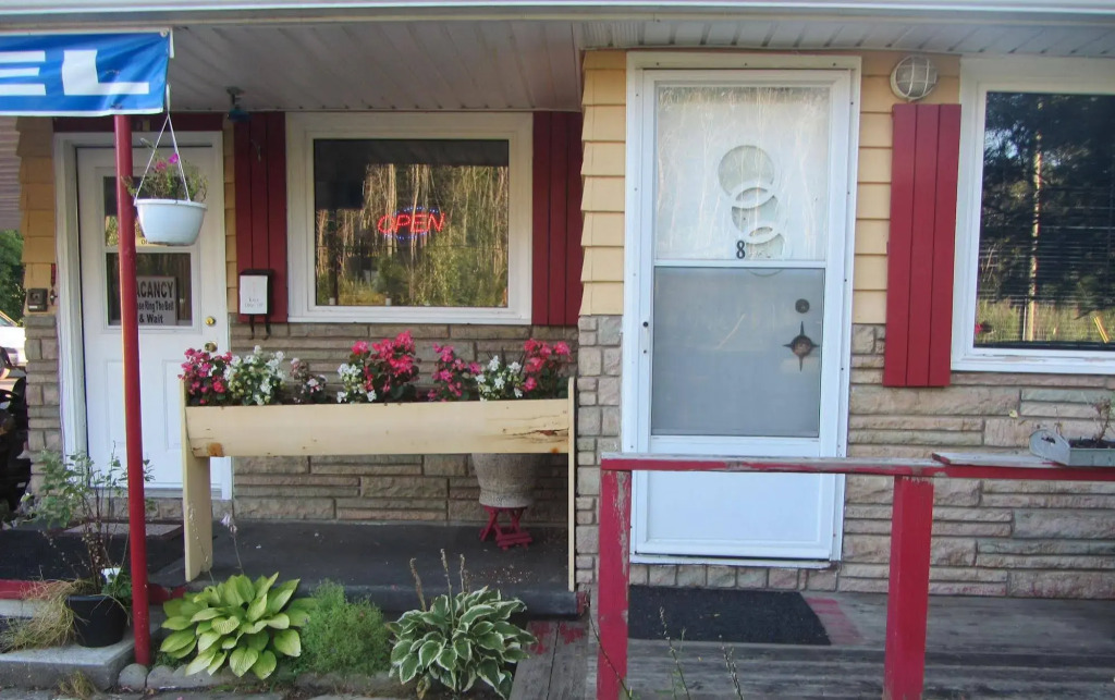 The New Elgin Motel