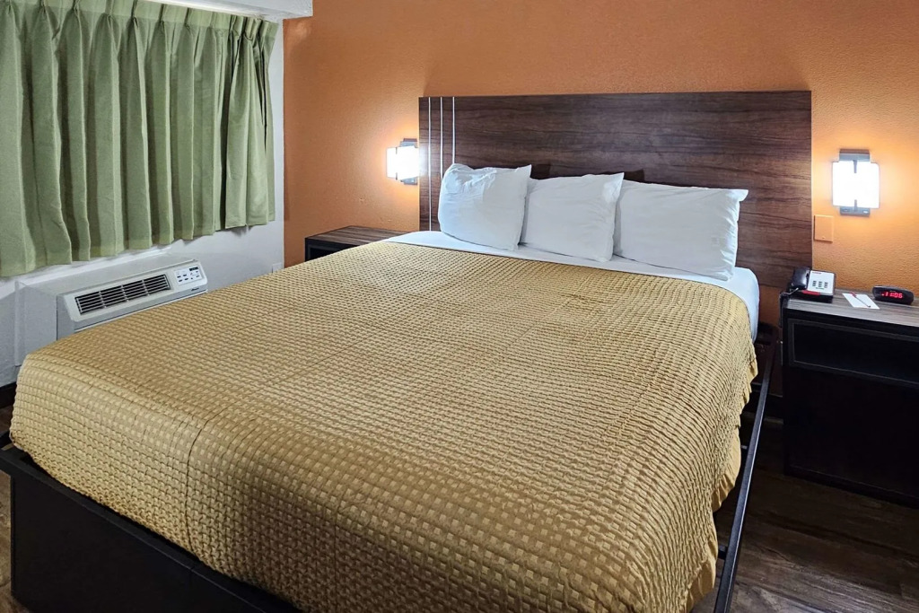 Motel 6 Charlotte NC Airport
