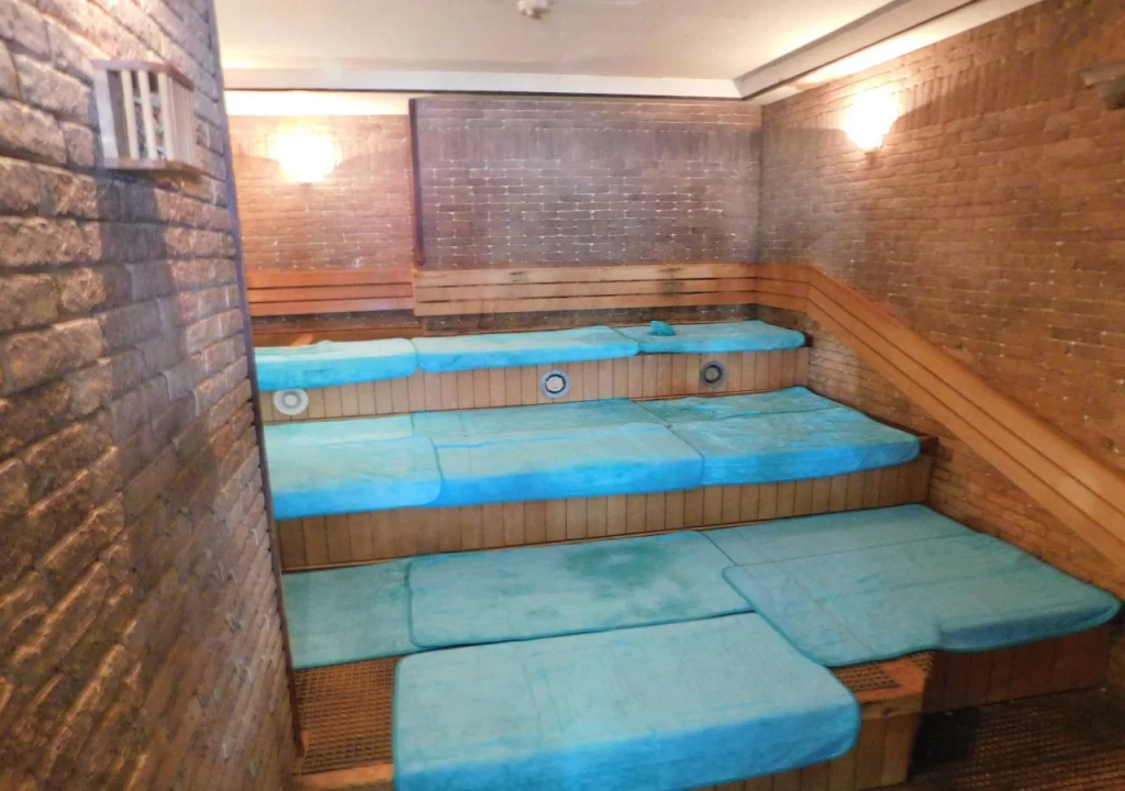 Sauna & Capsule Hotel Greenland Kokura (Male Only)