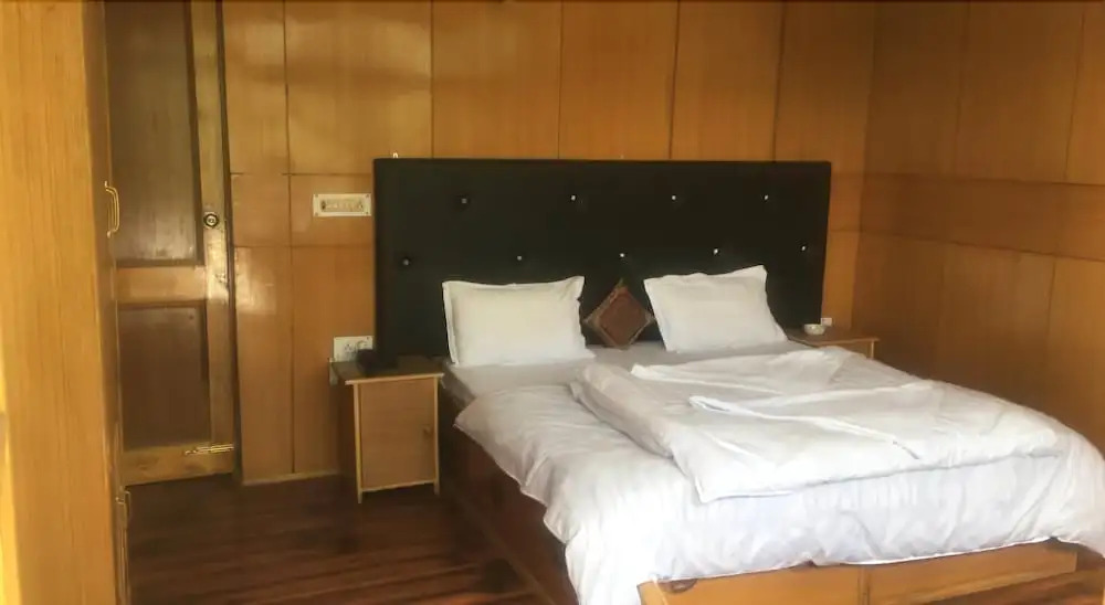 Hotel Snow Lion