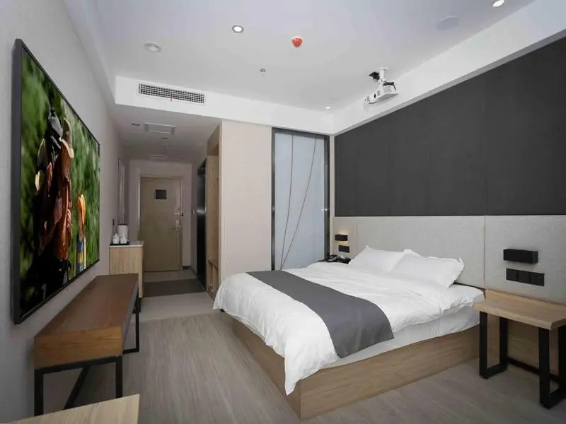 Thank Inn Plus Hotel Qingdao Licang Wan Nianquan Road