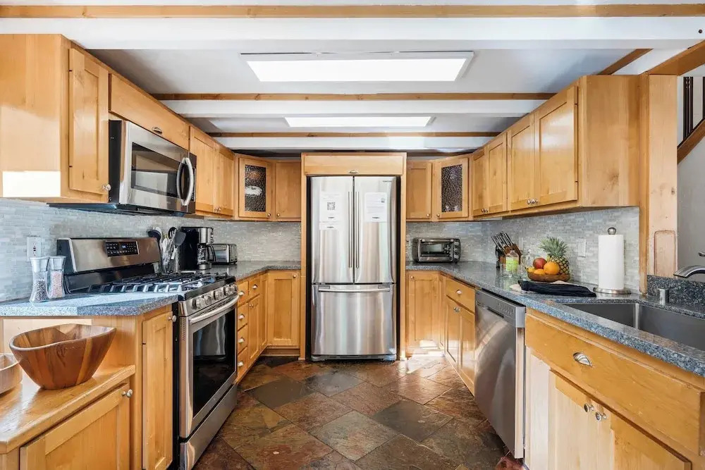 Year-round Tahoe Escape With Hot Tub & Outdoor Dining Timberline Haven by Avantstay
