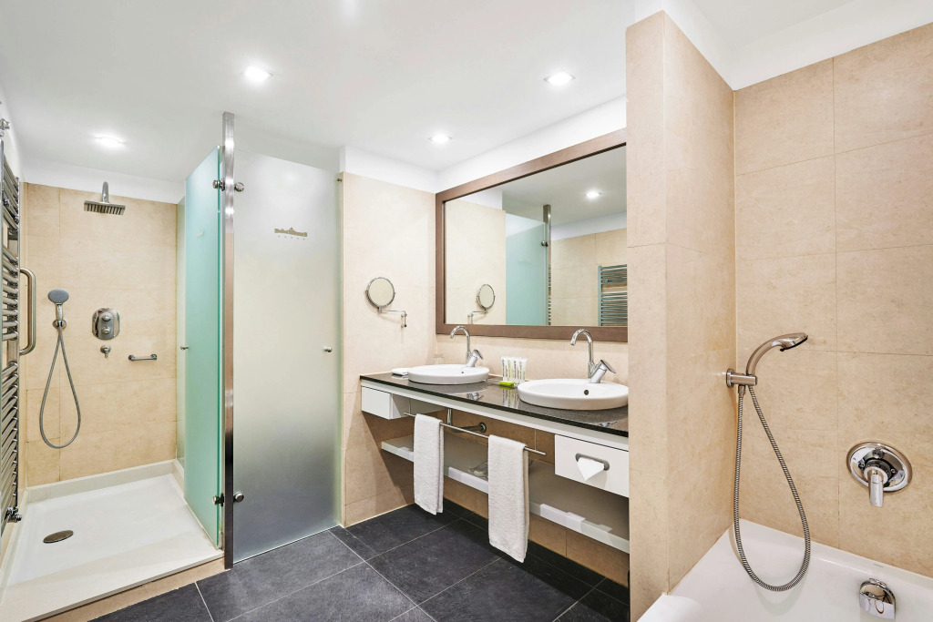 Le Meridien Ra Beach Hotel and Spa