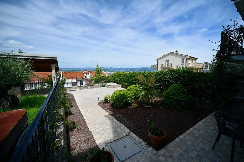 Sea Star Apartment