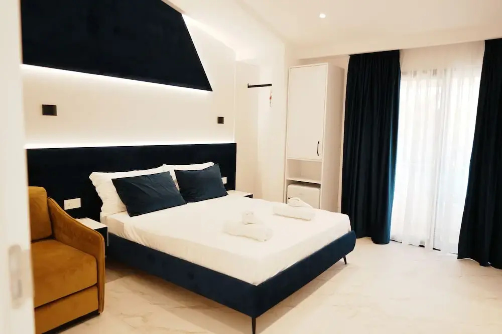 Villa AX Mirage