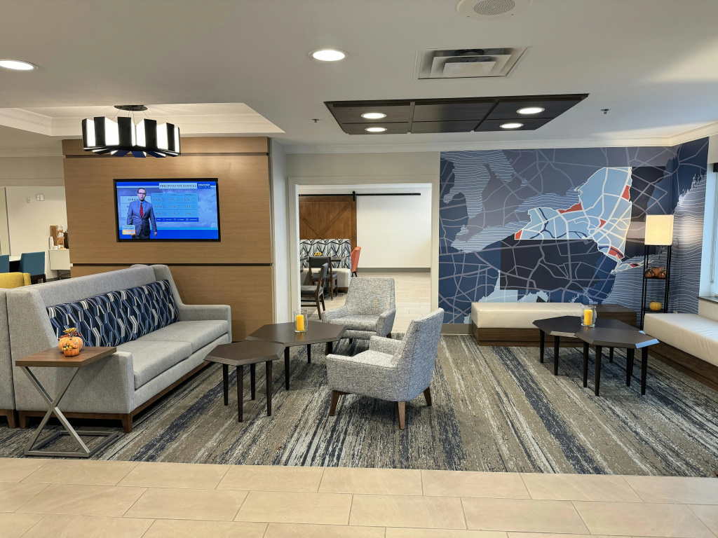 Holiday Inn Express & Suites Dewitt - Syracuse by IHG
