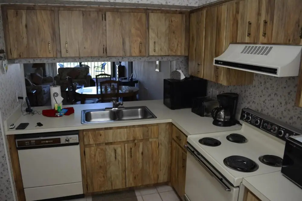 Beautiful 2 Bedroom 2 Bath Condominium