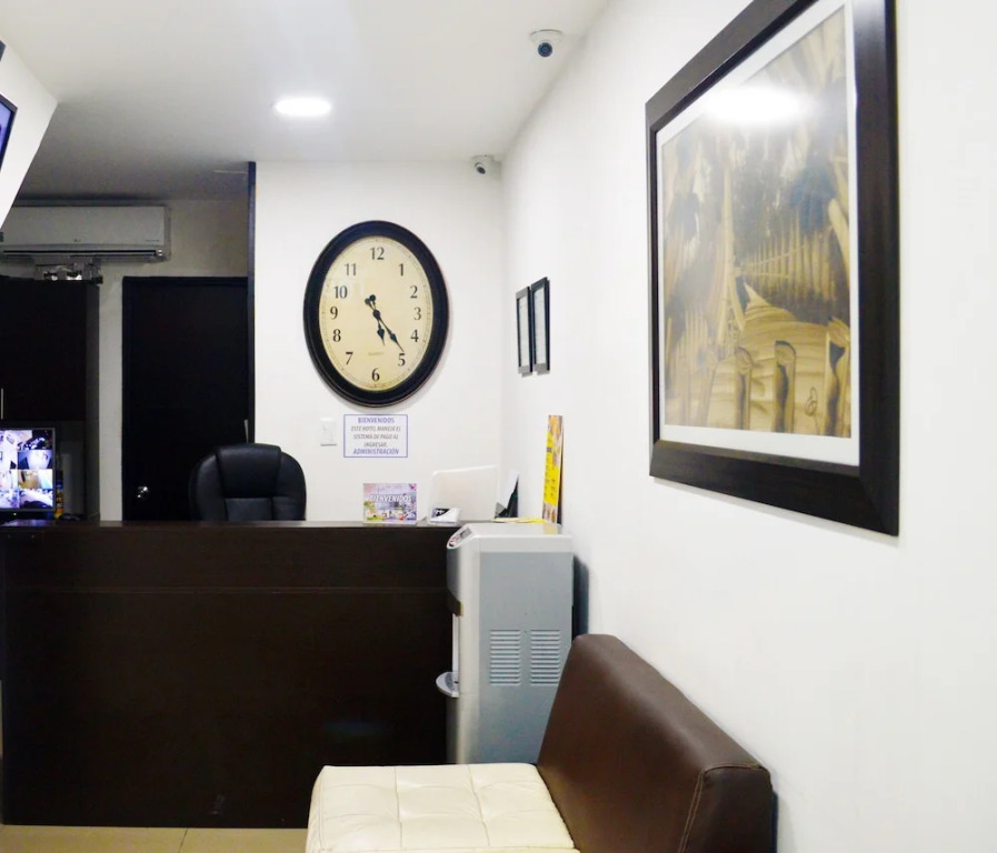 Sixth House Suite
