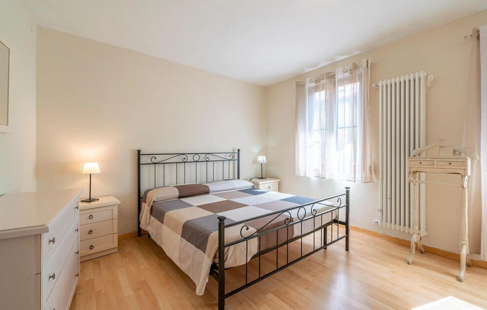 Beautiful Home in Altagnana With Wifi and 2 Bedrooms