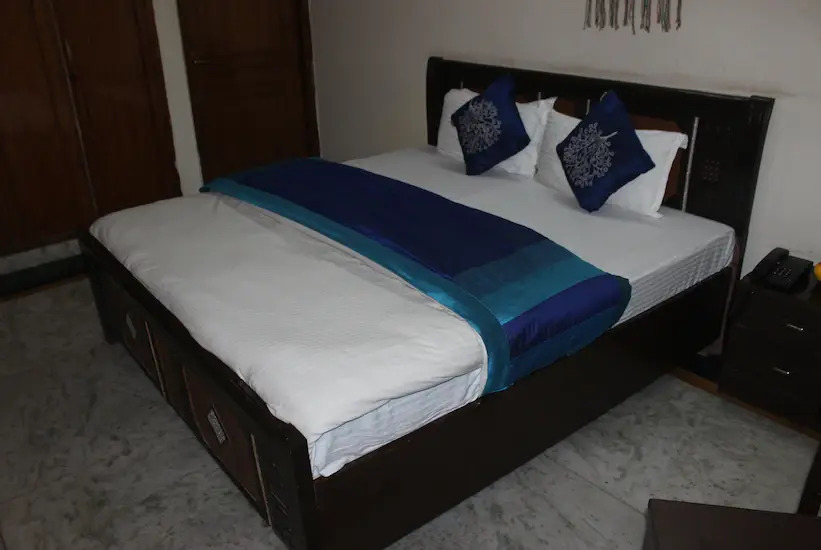 Jana Residency