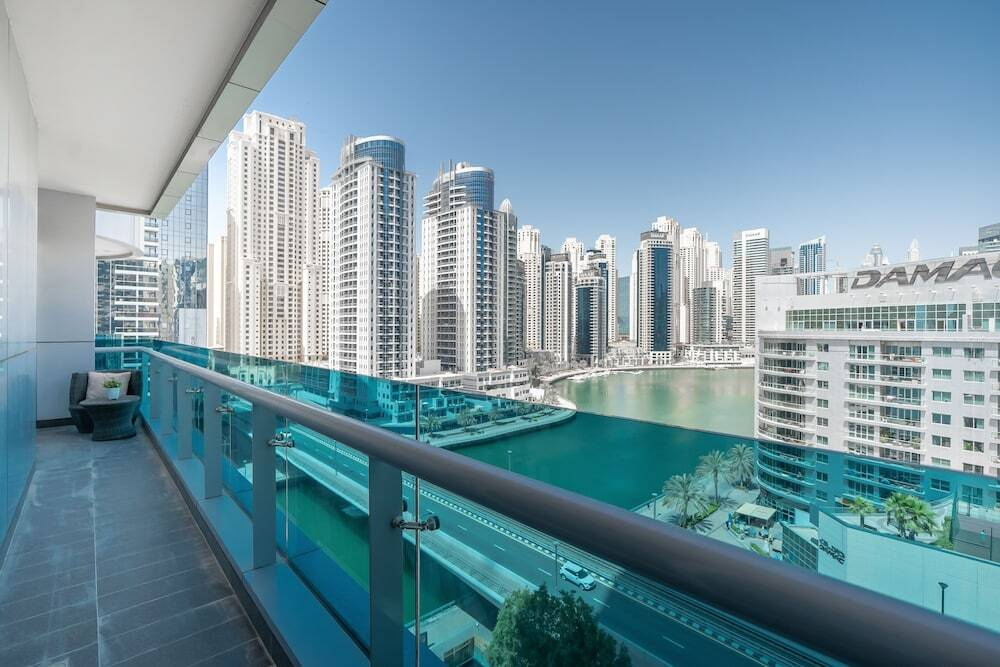 1 BR Luxury Apartment - Orra Marina - MSG 8745