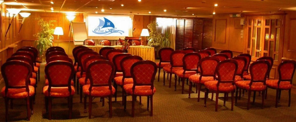 Ocean Hotel