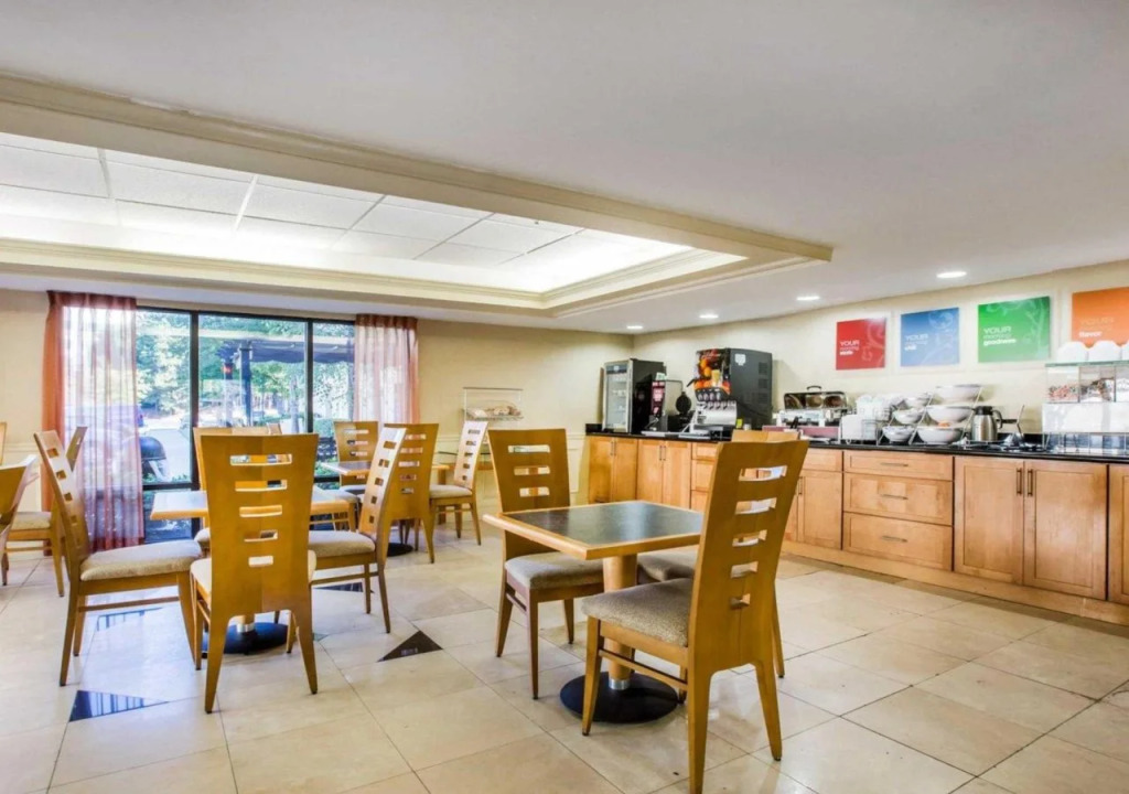 Spark by Hilton Alpharetta Roswell