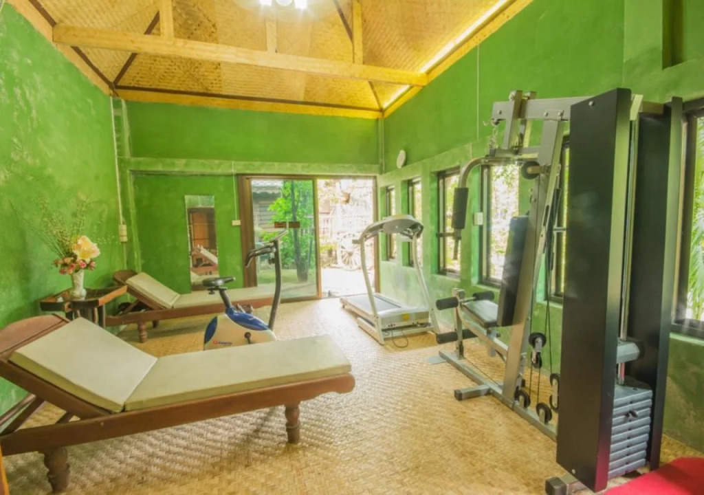 Phu Proud Resort