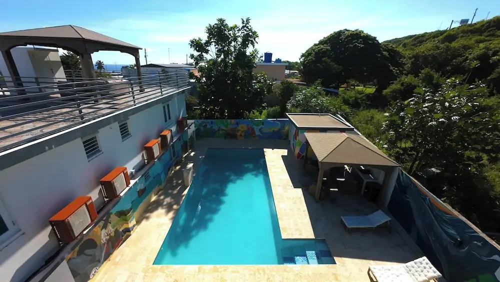 Oceanview Apartment with Rooftop