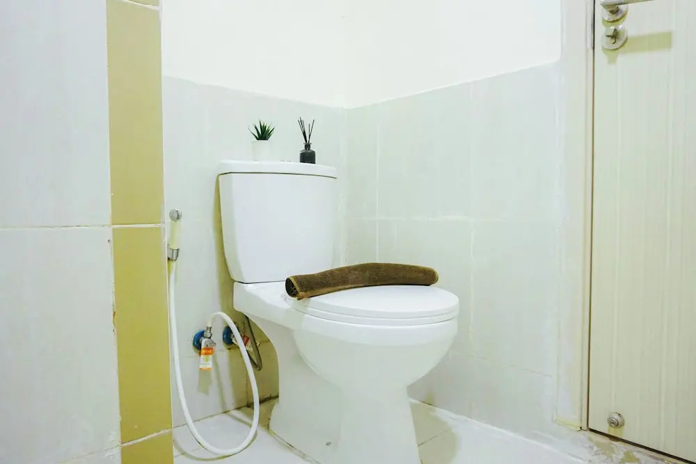 Relaxing 2Br With Working Room Apartment Meikarta