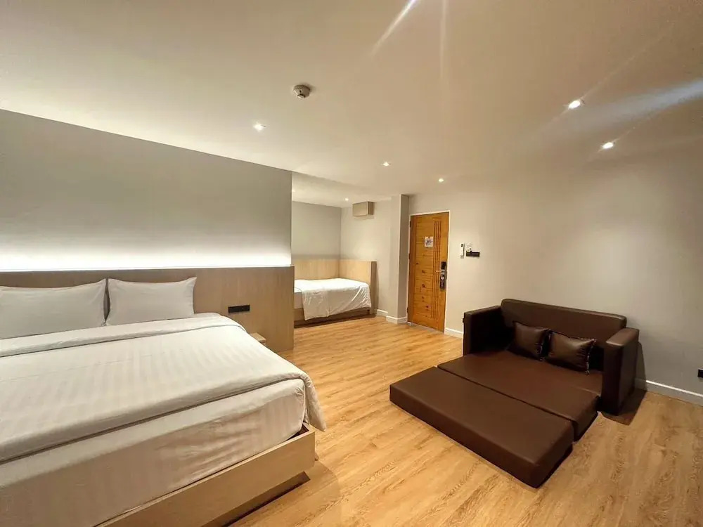 V1 boutique hotel
