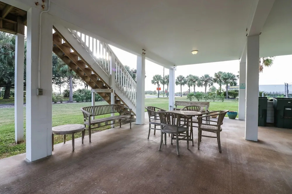 Seaclusion 3 Bedroom Home
