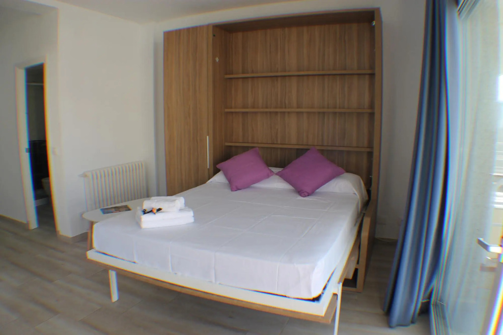 Rescator Resort 330 in Roses