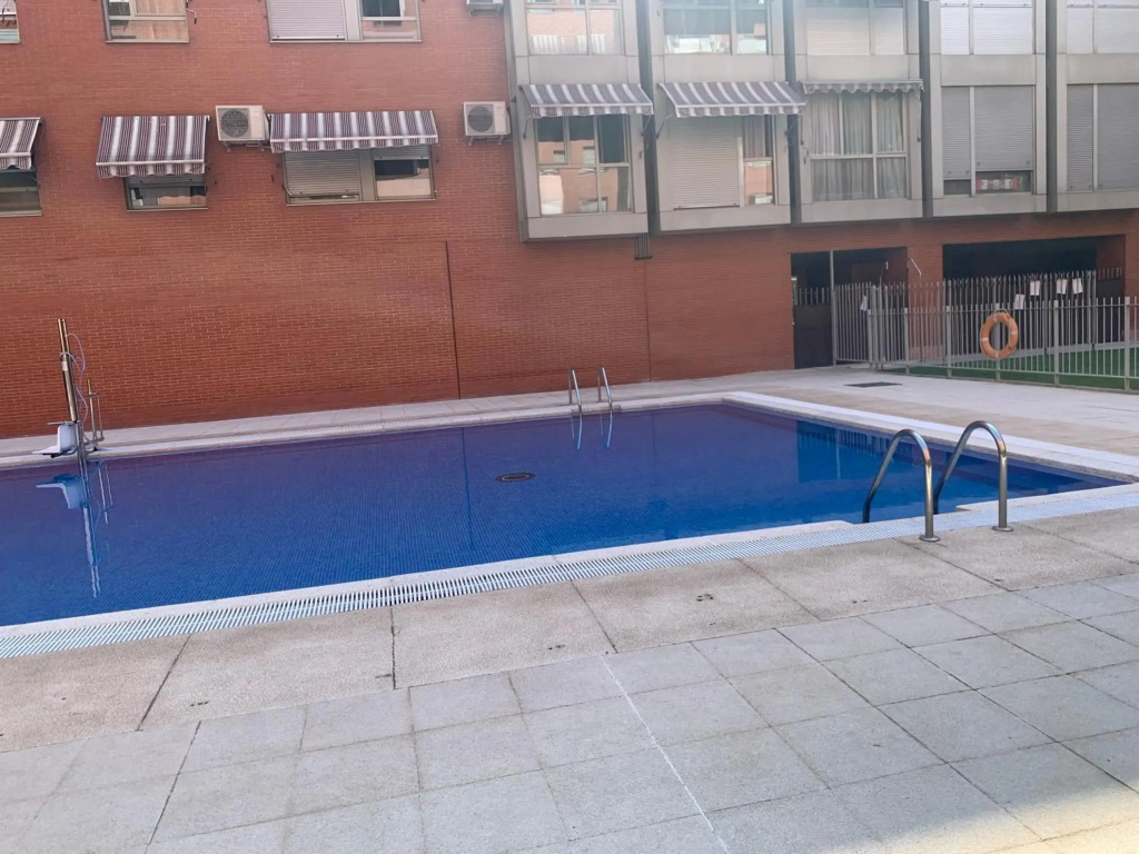 Apartamentos Suites Torr en Caja Mágica - Madrid