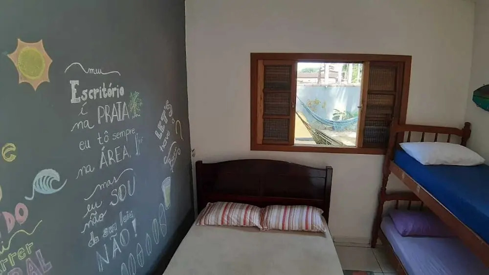 Pé de Serra Pub Hostel