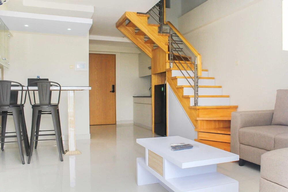 Elegant and Comfortable 2BR Apartment at Maqna Residence