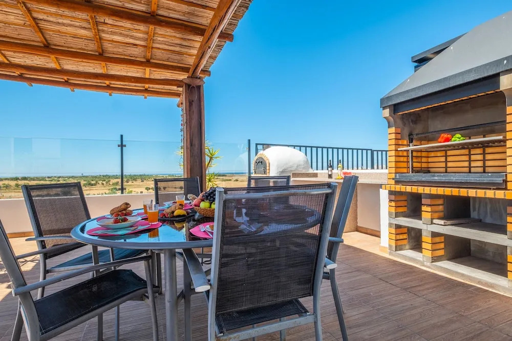 Villa Avalon - Jacuzzi, Cinema e Piscina Aquecível em Armação de Pêra