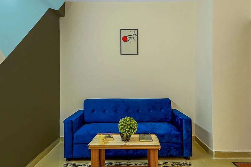 Wandr Carina - Sarjapur, Vaishnavi Tech park, Columbia Asia Hospital