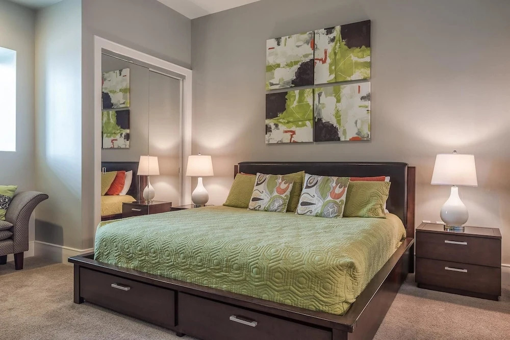 Turquoise Place Unit 2205D