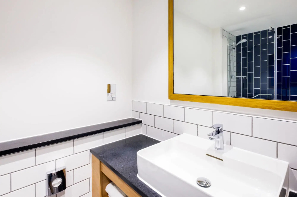 Holiday Inn Reading South M4 Jct 11 by IHG
